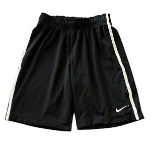 Nike mesh boys Black & white basketball shorts